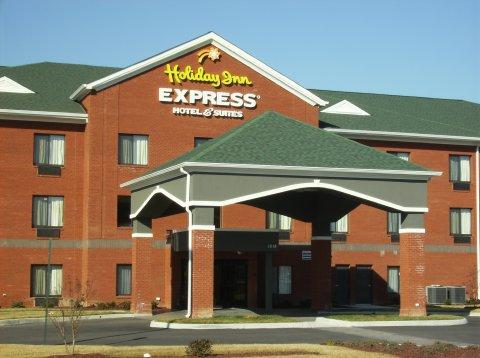 Hotel Express & By Ihg 2*
